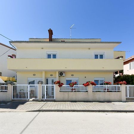 Apartments Kolt - 15M From Sea Kali Esterno foto