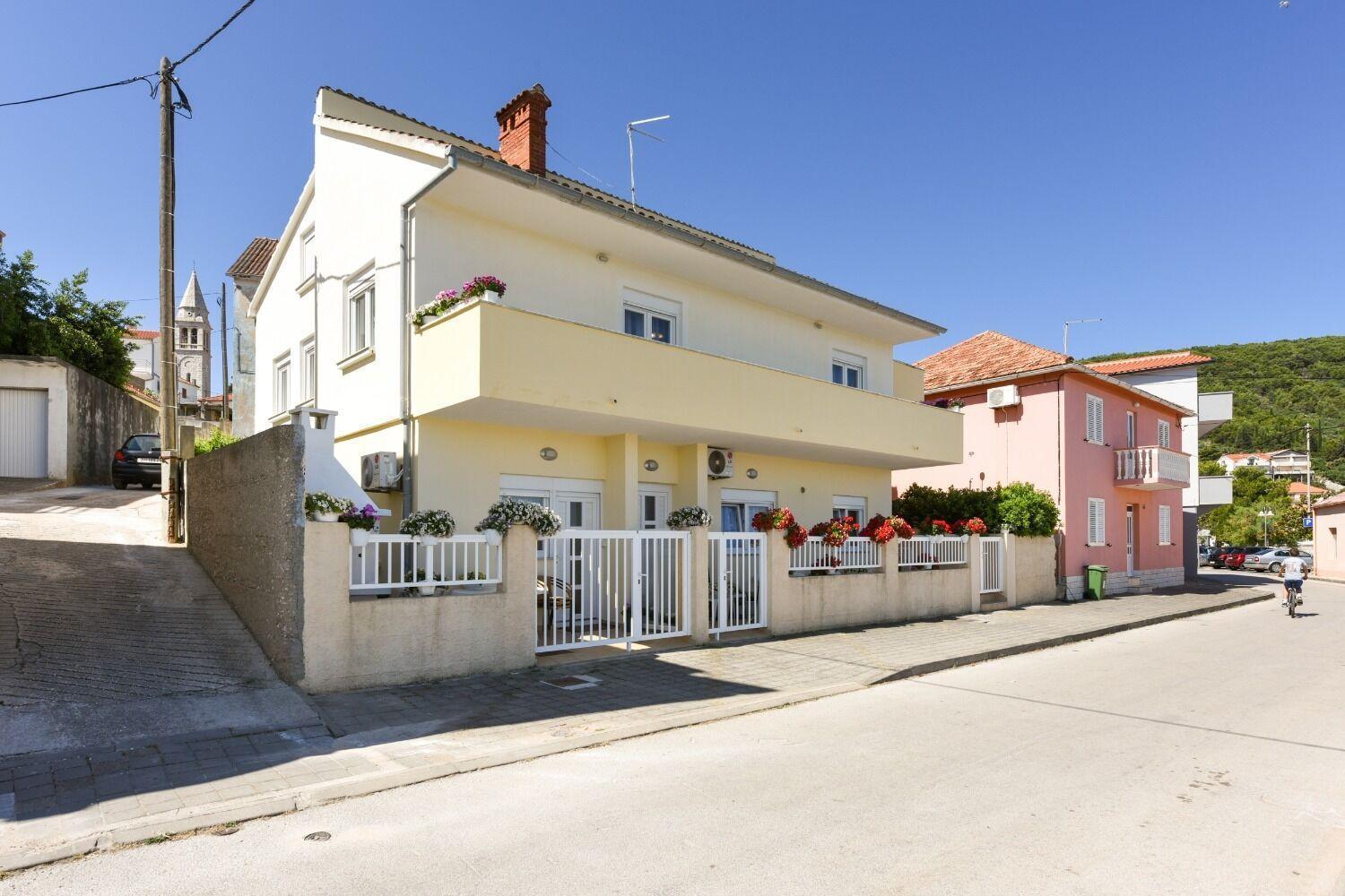 Apartments Kolt - 15M From Sea Kali Esterno foto