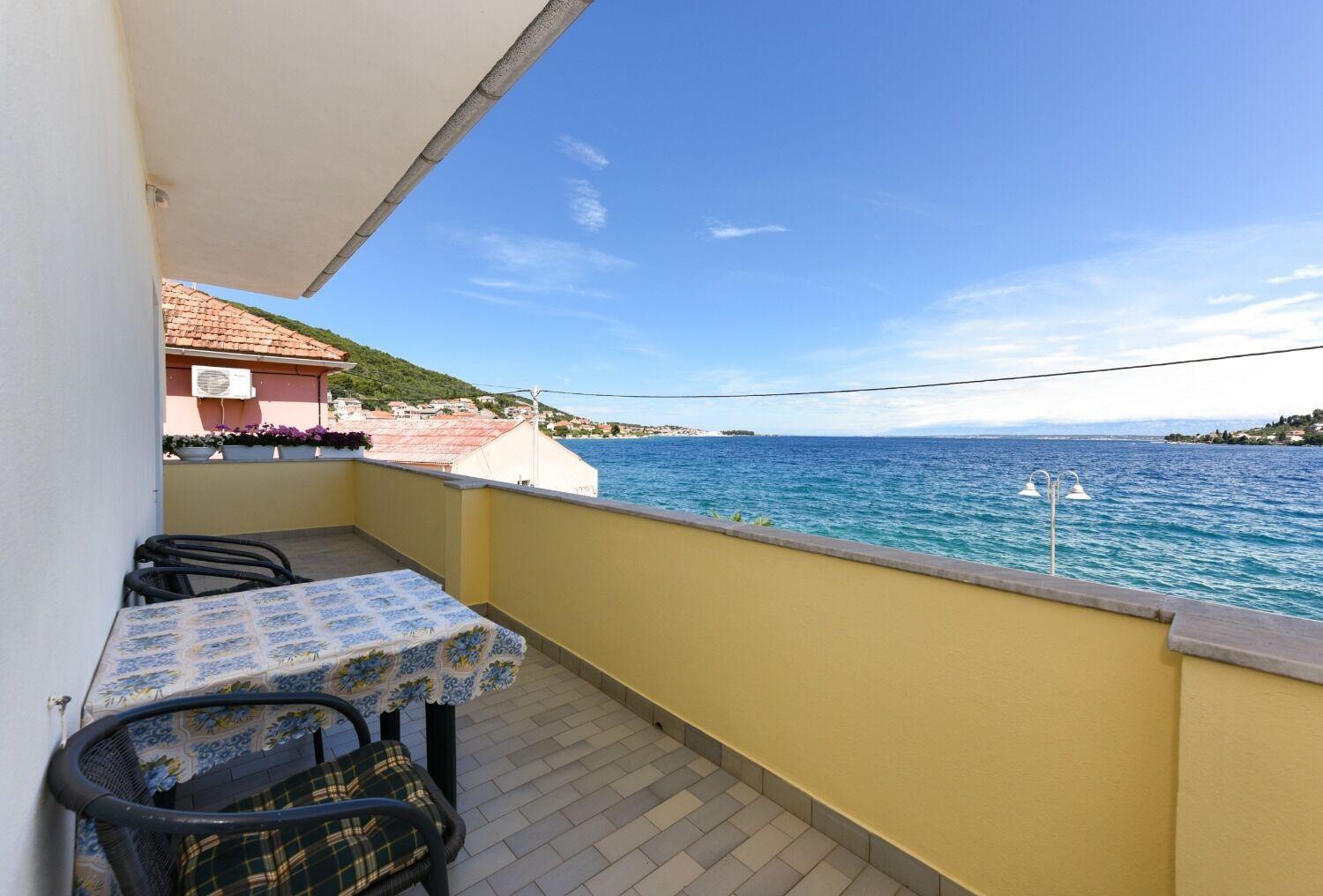 Apartments Kolt - 15M From Sea Kali Esterno foto